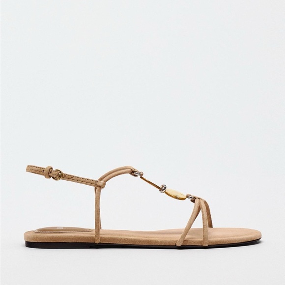NWT ZARA EMBELLISHED LEATHER SANDAL 8
🚨FIRM PRICE - Picture 2 of 6
